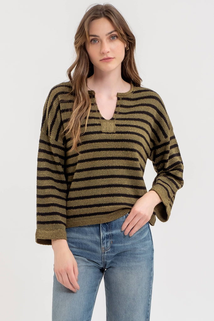 STRIPE SPLIT NECK LONG SLEEVE KNIT SWEATER: BLACK