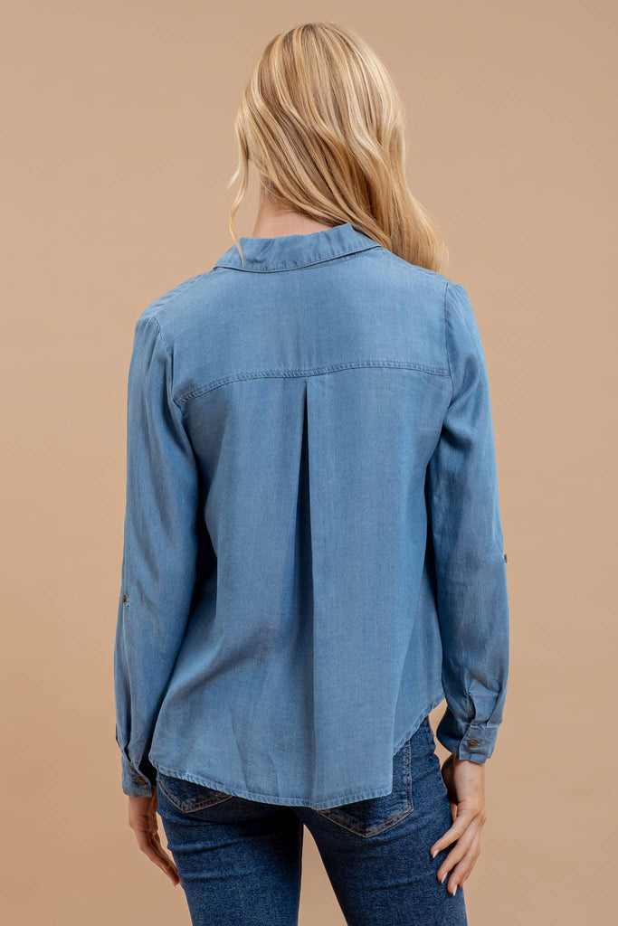 TAB SLEEVE COLLARED BUTTON DOWN CHAMBRAY TOP: CHAMBRAY